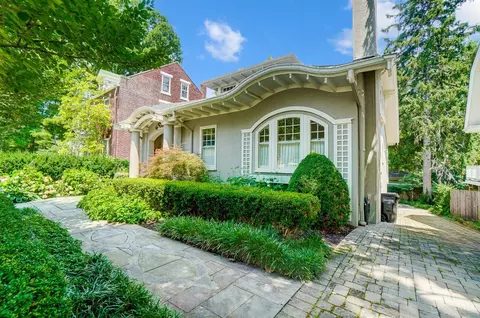 Exterior - 2516 Ritchie Ave, Cincinnati, OH 45208 photo 2 of 12