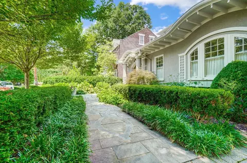 Exterior - 2516 Ritchie Ave, Cincinnati, OH 45208 photo 3 of 12