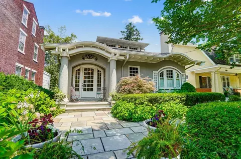 2516 Ritchie Ave, Cincinnati, OH 45208