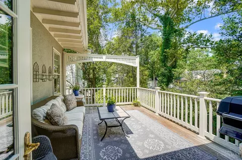 Exterior - 2516 Ritchie Ave, Cincinnati, OH 45208 photo 6 of 12