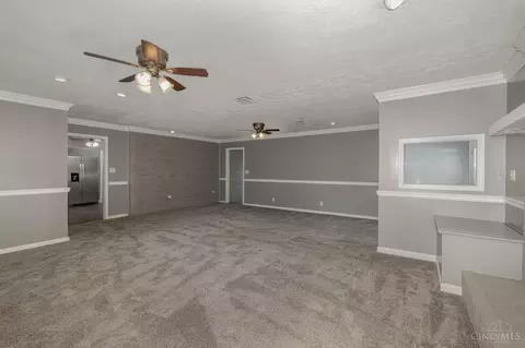 Living - 4204 St Rt 134, Salem Twp, OH 45154 photo 5 of 6