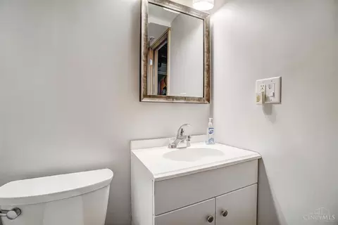 Bath - 4855 Beechwood Rd, Cincinnati, OH 45244 photo 11 of 12