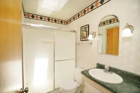 4586 Layhigh Rd, Hamilton, OH 45013 photo 24
