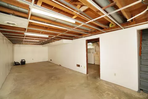 4586 Layhigh Rd, Hamilton, OH 45013 photo 31