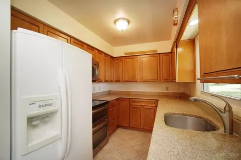4586 Layhigh Rd, Hamilton, OH 45013 photo 17