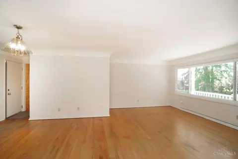 4586 Layhigh Rd, Hamilton, OH 45013 photo 12