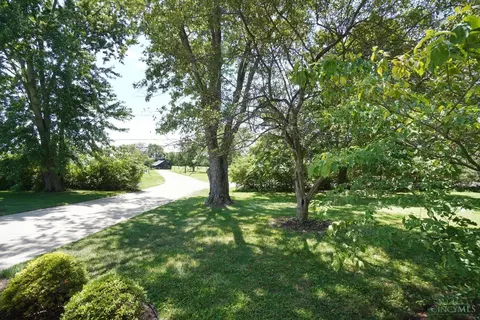 4586 Layhigh Rd, Hamilton, OH 45013 photo 4