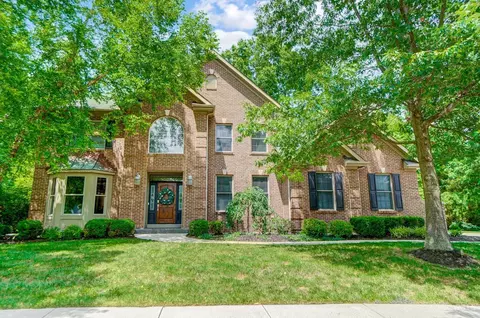 1602 Hawk Ridge Dr, Hamilton Township, OH 45039