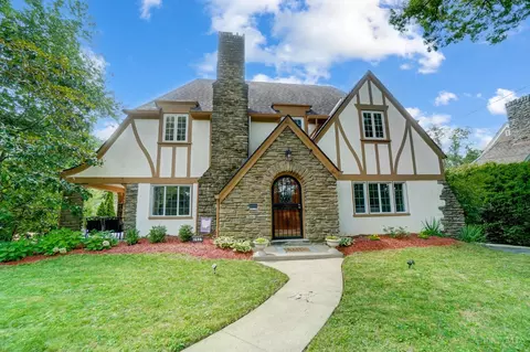 2627 Langdon Farm Rd, Cincinnati, OH 45212