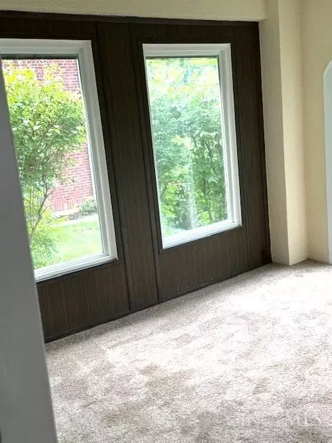 708 Mitchell Ave, Cincinnati, OH 45229 photo 9