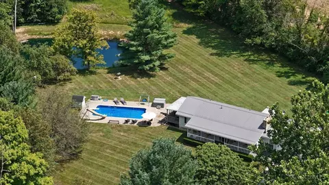 5150 Leininger Haigh Rd, New Market Twp, OH 45133