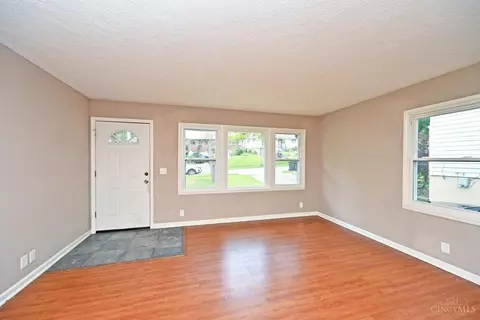 3372 Gerold Dr, Cincinnati, OH 45238 photo 4