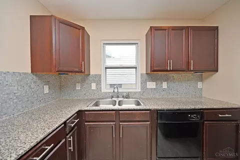 3372 Gerold Dr, Cincinnati, OH 45238 photo 8