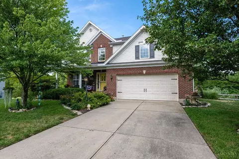 5920 Bentwood Dr, Middletown, OH 45042