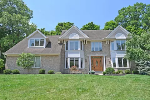 8081 Tanager Woods Ct, West Chester, OH 45069