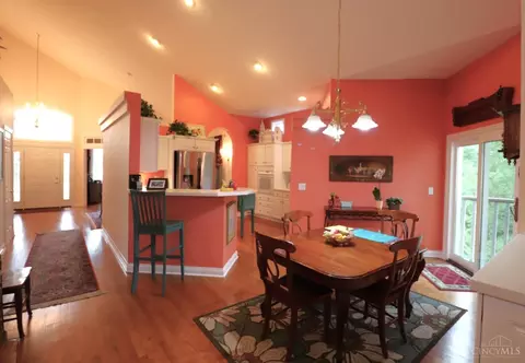 Dining - 30 Edinburgh Pl, North Bend, OH 45052 photo 1 of 4