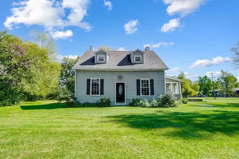 82 Amelia Olive Branch Rd, Amelia, OH 45102