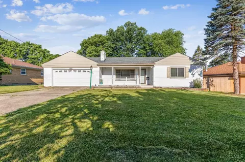Exterior - 5455 Fox Rd, Cincinnati, OH 45239 photo 9 of 9