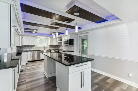 Kitchen - 5455 Fox Rd, Cincinnati, OH 45239 photo 1 of 7