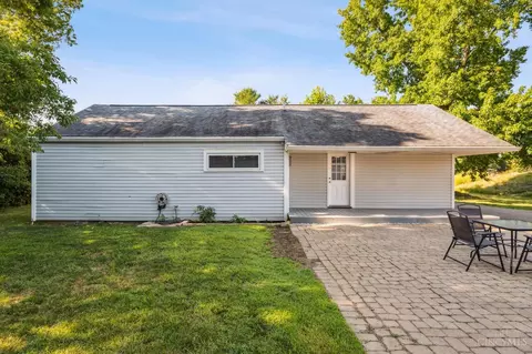 1062 Locust Corner Rd, Cincinnati, OH 45245