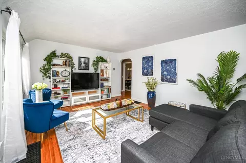 8373 Wicklow Ave, Cincinnati, OH 45236 photo 4