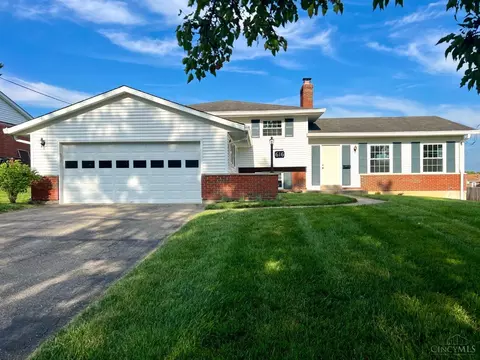 616 Waycross Rd, Forest Park, OH 45240