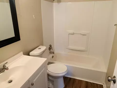 Bath - 5795 Eula Ave, Cincinnati, OH 45248 photo 1 of 2