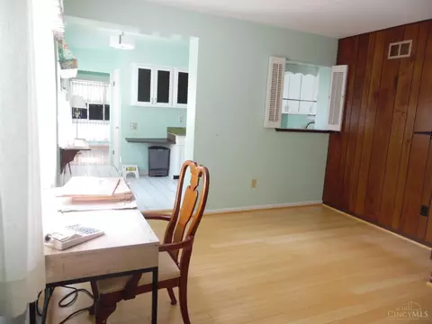 Other - 1124 Madeleine Cir, Cincinnati, OH 45231 photo 2 of 13