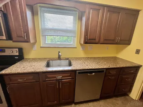 7653 Dimmick Rd, West Chester, OH 45241 photo 12