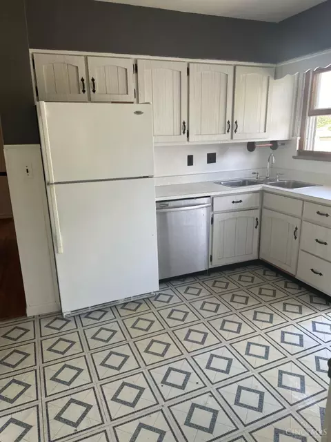 4572 Bells Ln, Cincinnati, OH 45244 photo 6