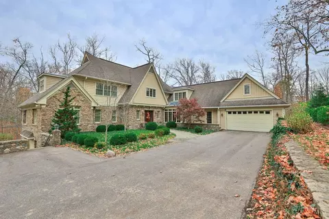 8805 Indian Hill Rd, Cincinnati, OH 45243