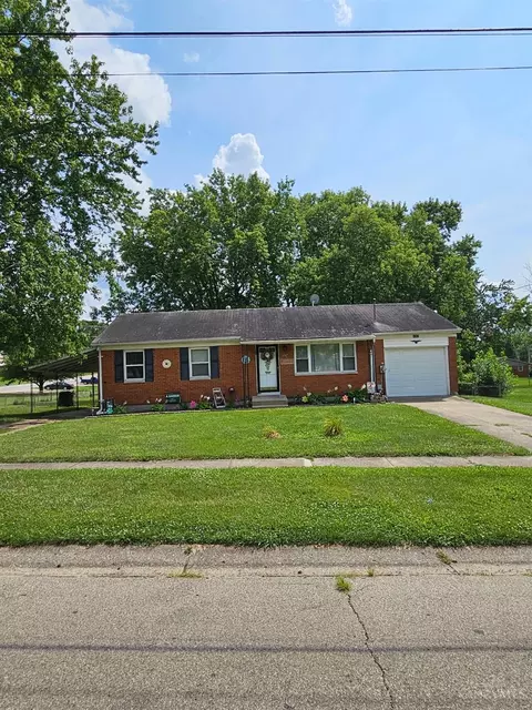 4967 Holiday Dr, Fairfield, OH 45014