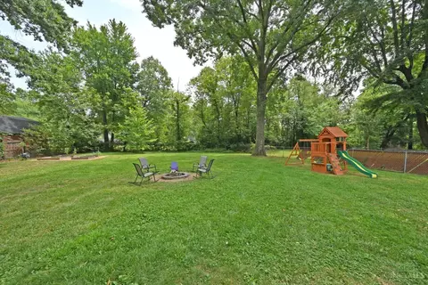 Exterior - 4210 Dixie Dr, Cincinnati, OH 45245 photo 8 of 13