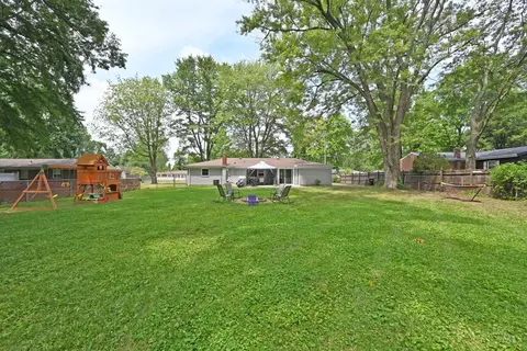 Exterior - 4210 Dixie Dr, Cincinnati, OH 45245 photo 12 of 13