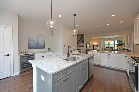 545 Ringgold St, Cincinnati, OH 45202 photo 17