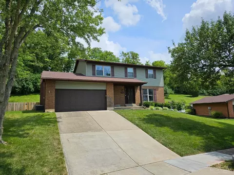5595 Boehm Dr, Fairfield, OH 45014