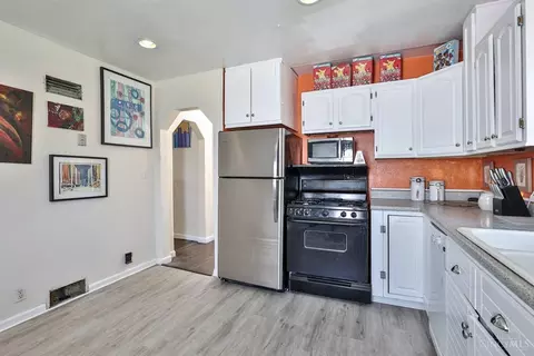 Kitchen - 202 Biddle Ave, Harrison, OH 45030 photo 3 of 3