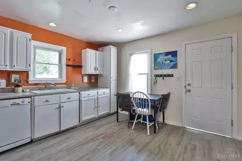 Kitchen - 202 Biddle Ave, Harrison, OH 45030 photo 2 of 3