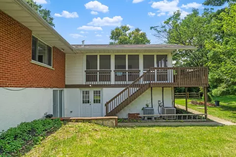 Exterior - 8921 Cavalier Dr, Cincinnati, OH 45231 photo 6 of 7
