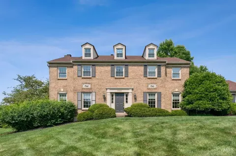 3660 Sherbrooke Dr, Evendale, OH 45241