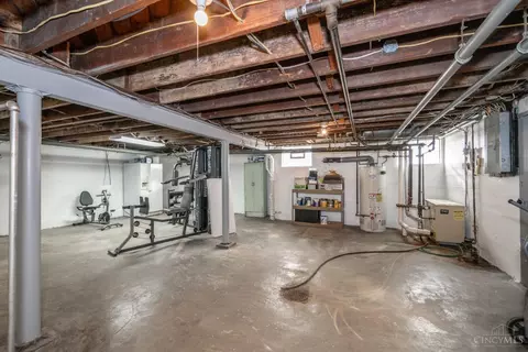2907 Ruehlmann Pl, Cincinnati, OH 45211 photo 26