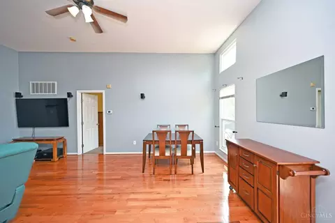 881 Weeping Willow Ln, Hamilton Township, OH 45039 photo 15