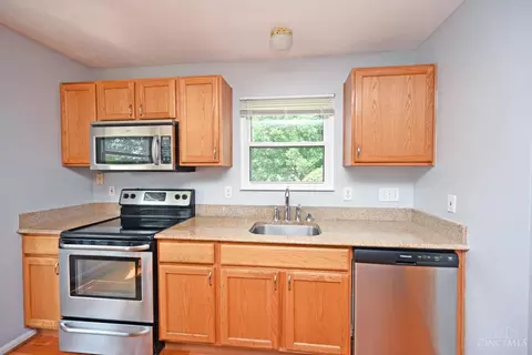 881 Weeping Willow Ln, Hamilton Township, OH 45039 photo 16