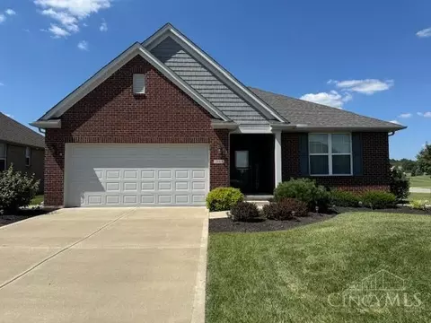 2044 Demoret Ln #VC-16, Ross Twp, OH 45013