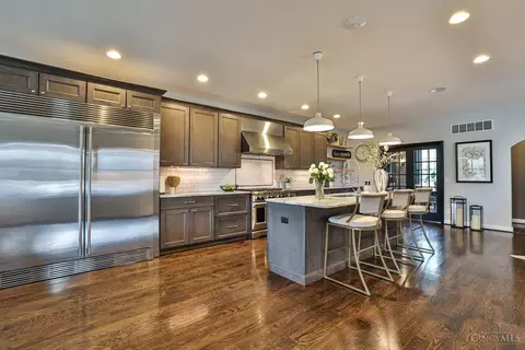 Kitchen - 2907 Riverside Dr, Cincinnati, OH 45226 photo 1 of 6