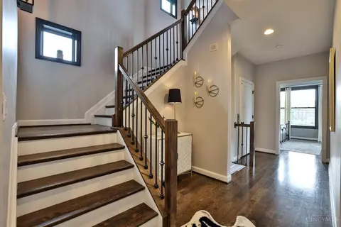 Entry Way - 2907 Riverside Dr, Cincinnati, OH 45226 photo 7 of 7