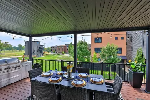 Exterior - 2907 Riverside Dr, Cincinnati, OH 45226 photo 2 of 13