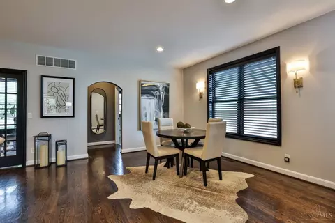 Dining - 2907 Riverside Dr, Cincinnati, OH 45226 photo 1 of 3