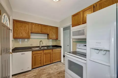 196 Richardson Pl, Cincinnati, OH 45233 photo 18
