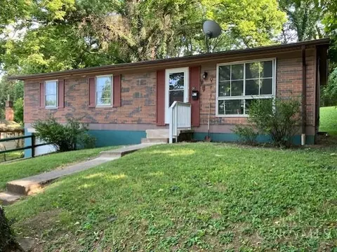 31 Leslie Ave, Woodlawn, OH 45215